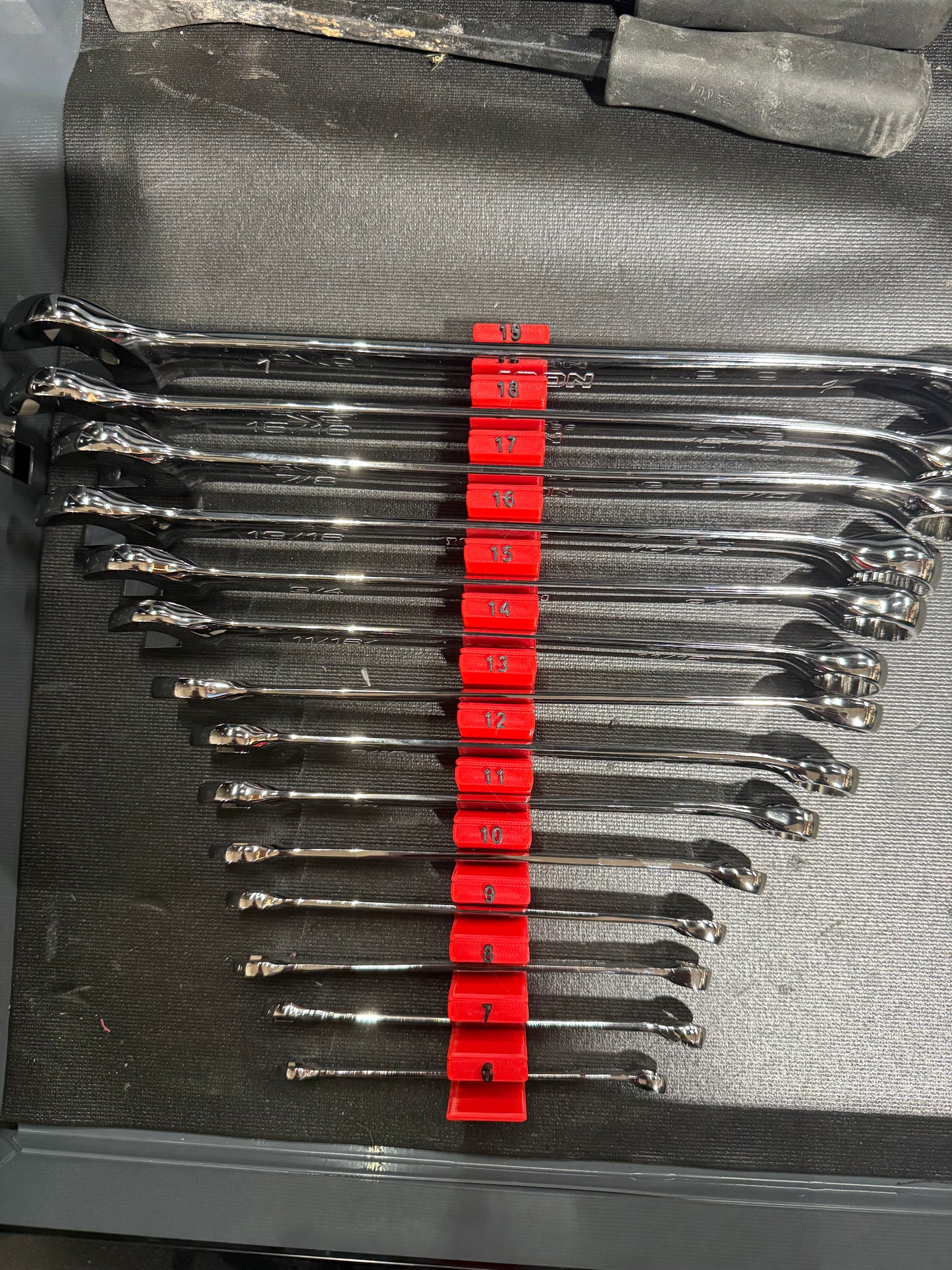 Icon METRIC 14 Piece Wrench Organizers Magnetic